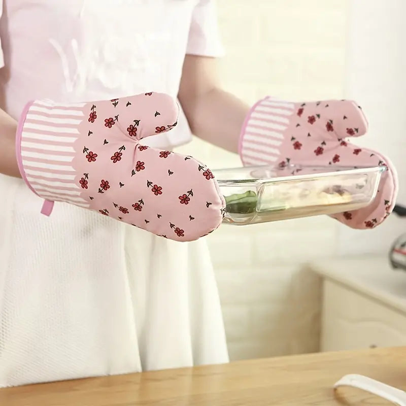 Pair of insulated oven mitts for Thanksgiving cooking and baking